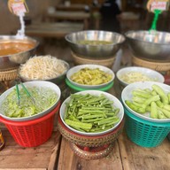 ร้านยำนายหนวด ลาดพร้าวซ.1 ลาดพร้าวซอย1