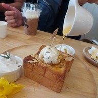 Duklong cafe & Restaurant