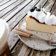 เมนูของร้าน Demi beach Concept
