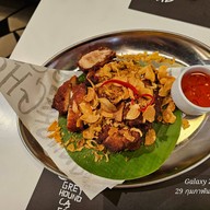 เมนูของร้าน Greyhound Café EmQuartier