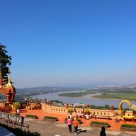 บรรยากาศ วัดพระธาตุผาเงา (วิหารหลวงพ่อผาเงา)