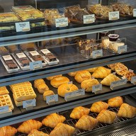 Cedar242 (Coffee & Sandwich) แซนวิช เบเกิ้ล สุขุมวิท 64