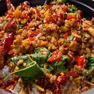 กระเพราพริกแห้ง ครัวบ้านเปิ้ล