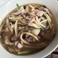 เมนูของร้าน เส้นใหญ่ (ล้านตำลึงทอง)