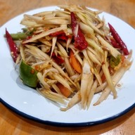 แคมป์อีสาน -