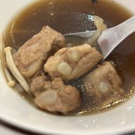 ตงตง ข้าวมันไก่ สิงคโปร์ ซอย สามัคคี