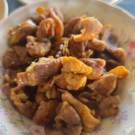 ลาบบ่อทอง