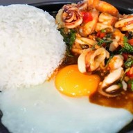ร้านอาหารบัวทองฟาร์ม