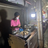 ขนมครกโบราณ ห้วยขวาง