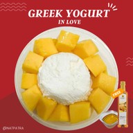 Greek Yogurt in love By M.streamer Cafe