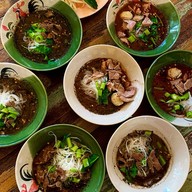 ป.ประทีป ก๋วยเตี๋ยวเรือ ตลาดสวนสยาม ก๋วยเตี๋ยวเรือ ป.ประทีป สาขาสวนสยาม