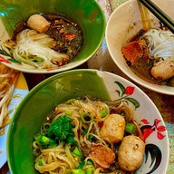 ป.ประทีป ก๋วยเตี๋ยวเรือ ตลาดสวนสยาม ก๋วยเตี๋ยวเรือ ป.ประทีป สาขาสวนสยาม
