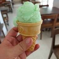 ศูนย์อาหาร โรงพยาบาลเวชการุณย์รัศมิ์