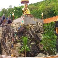 บรรยากาศ วัดดอยแท่นพระผาหลวง