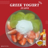 Greek Yogurt in love By M.streamer Cafe