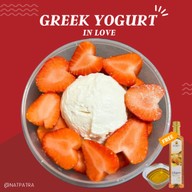 Greek Yogurt in love By M.streamer Cafe