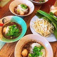 เมนูของร้าน ป.ประทีป ก๋วยเตี๋ยวเรือ ตลาดสวนสยาม ก๋วยเตี๋ยวเรือ ป.ประทีป สาขาสวนสยาม