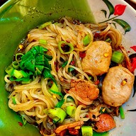 ป.ประทีป ก๋วยเตี๋ยวเรือ ตลาดสวนสยาม ก๋วยเตี๋ยวเรือ ป.ประทีป สาขาสวนสยาม