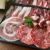 Meat On The Moon(เนื้อย่างสัมมากร รามคำแหง110)