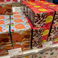 Royce’ Chocolate World