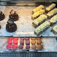 ช่างทำเค้ก Saimai Avenue