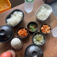 Meat On The Moon(เนื้อย่างสัมมากร รามคำแหง110)