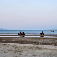 ดอลฟินเบย์รีสอร์ท