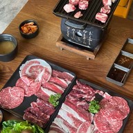 Meat On The Moon(เนื้อย่างสัมมากร รามคำแหง110)