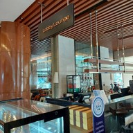 หน้าร้าน Lobby Lounge & Bar Royal Princess Larn Luang