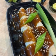 เหล่า หยี่ หลอด "Lao Yee Lord"