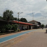 บรรยากาศ ตลาดอินโดท่าเสด็จ