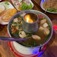 สวนอาหารระเบียงบัว