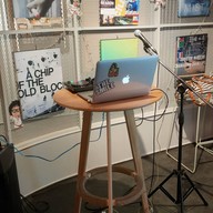 บรรยากาศ doc club & pub.