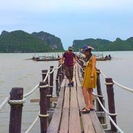 บรรยากาศ สะพานไม้อ่าวเตล็ด