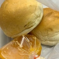 เมนูของร้าน ขนมปังสังขยาจุ้งเม้ง บางรัก