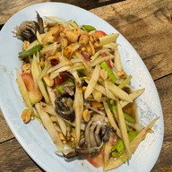 ลาบยโสแซ่บรุ่ง สาขา 2