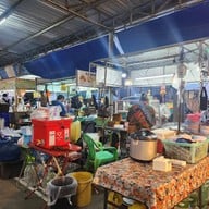 ตลาดกันเอง