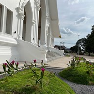 ศาลเจ้าพ่อพญาแล