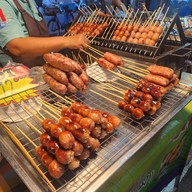 ตลาดกันเอง