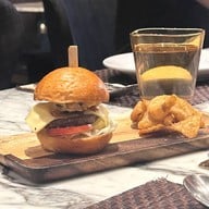 เมนูของร้าน Prime @compass Skyview Hotel