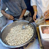 ลูกชิ้นเชฟอ้อย-หมี่คลุกแซ่บเวอร์ เซนทรัลพระราม2 หน้าTOP ชั้นG