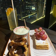 Mojjo Rooftop Lounge Bar