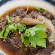 เตี๋ยว สาขาเชียงใหม่ รอปิดระบบ