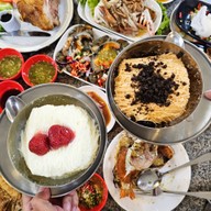 ร้านคุณนายทะเลดอง  สาขาถนนกาญจนาภิเษก บางไผ่
