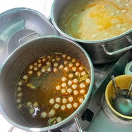 ร้านขนมจีนแม่จันทร์แพร่งนรา