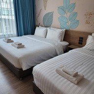 Chilling Roof Pool Villa Resort