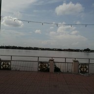 บรรยากาศ ตลาดอินโดท่าเสด็จ