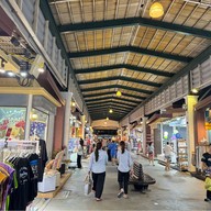 ตลาดนัดรถไฟ ศรีนครินทร์