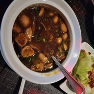 เมนูของร้าน R&B Karaoke สาทร