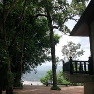 บรรยากาศ วัดผาตากเสื้อ